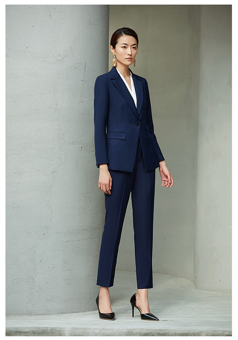 女款职业西服定制款图片展示
